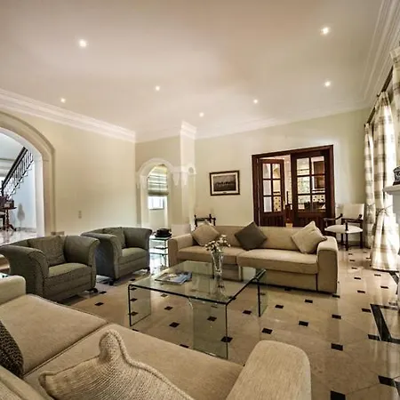 Villa Sleeps 8 With Pool Air Con And Wifi Quinta do Lago