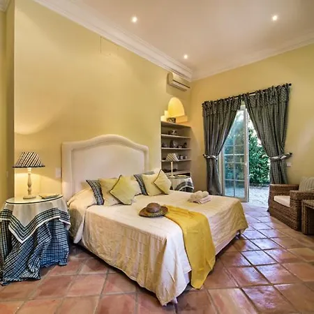 Villa Sleeps 8 With Pool Air Con And Wifi Quinta do Lago